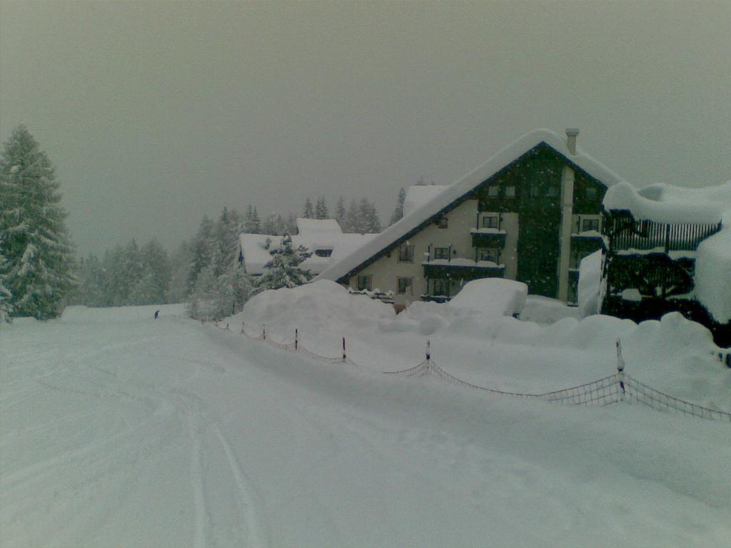 Nevesole Folgarida Resort Aparthotel Екстер'єр фото