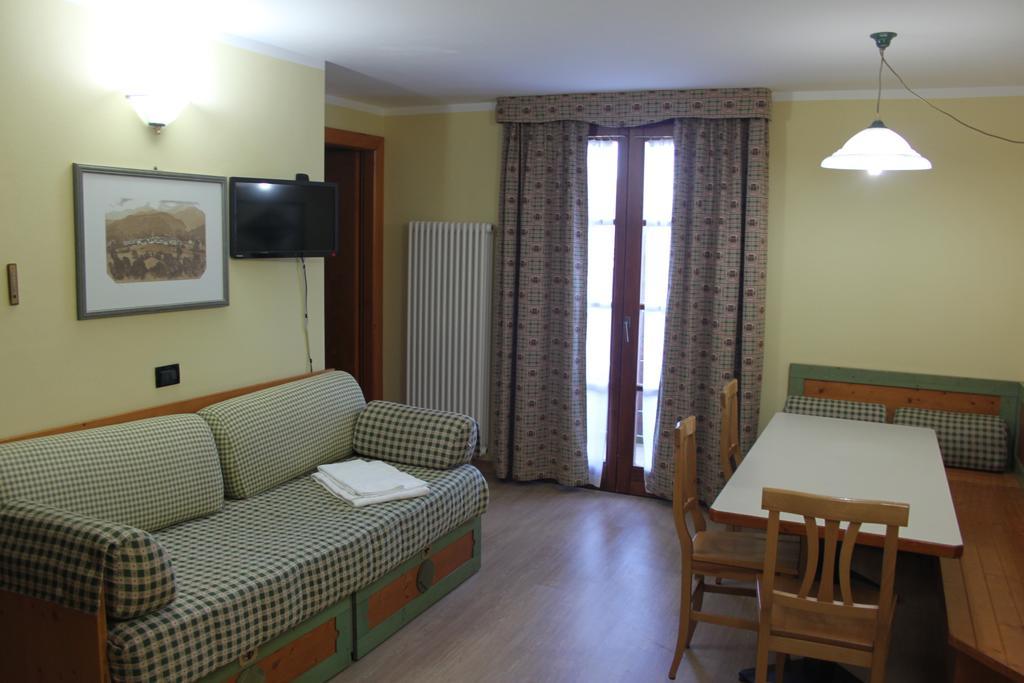 Nevesole Folgarida Resort Aparthotel Екстер'єр фото