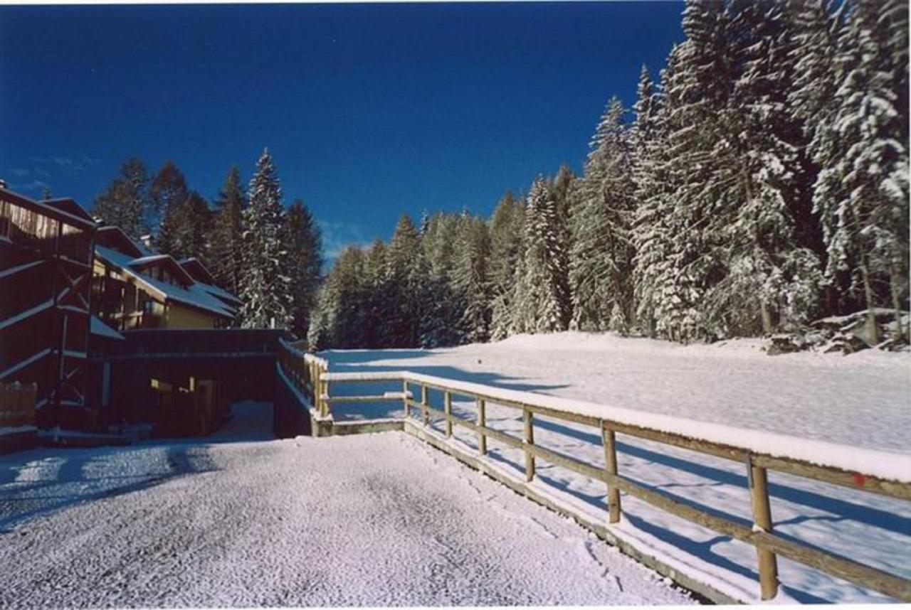 Nevesole Folgarida Resort Aparthotel Екстер'єр фото